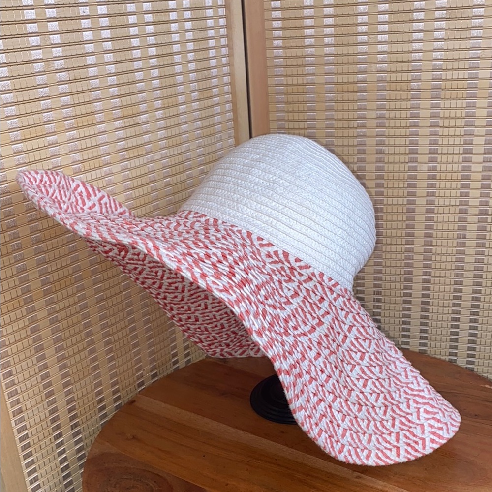 🔶Kooba White & Pink Woven Sun Hat Packable EUC